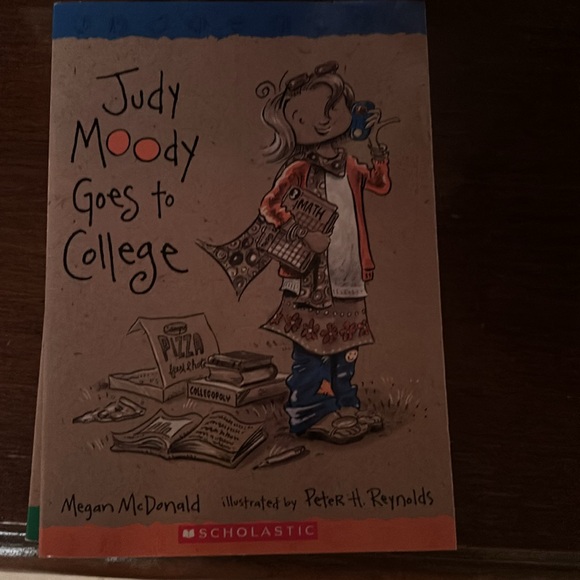 Bundle of 8 children’s books - Picture 5 of 9